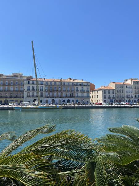 Vue sur le Port de Sète Depuis l'Hôtel Les Clés Secrètes